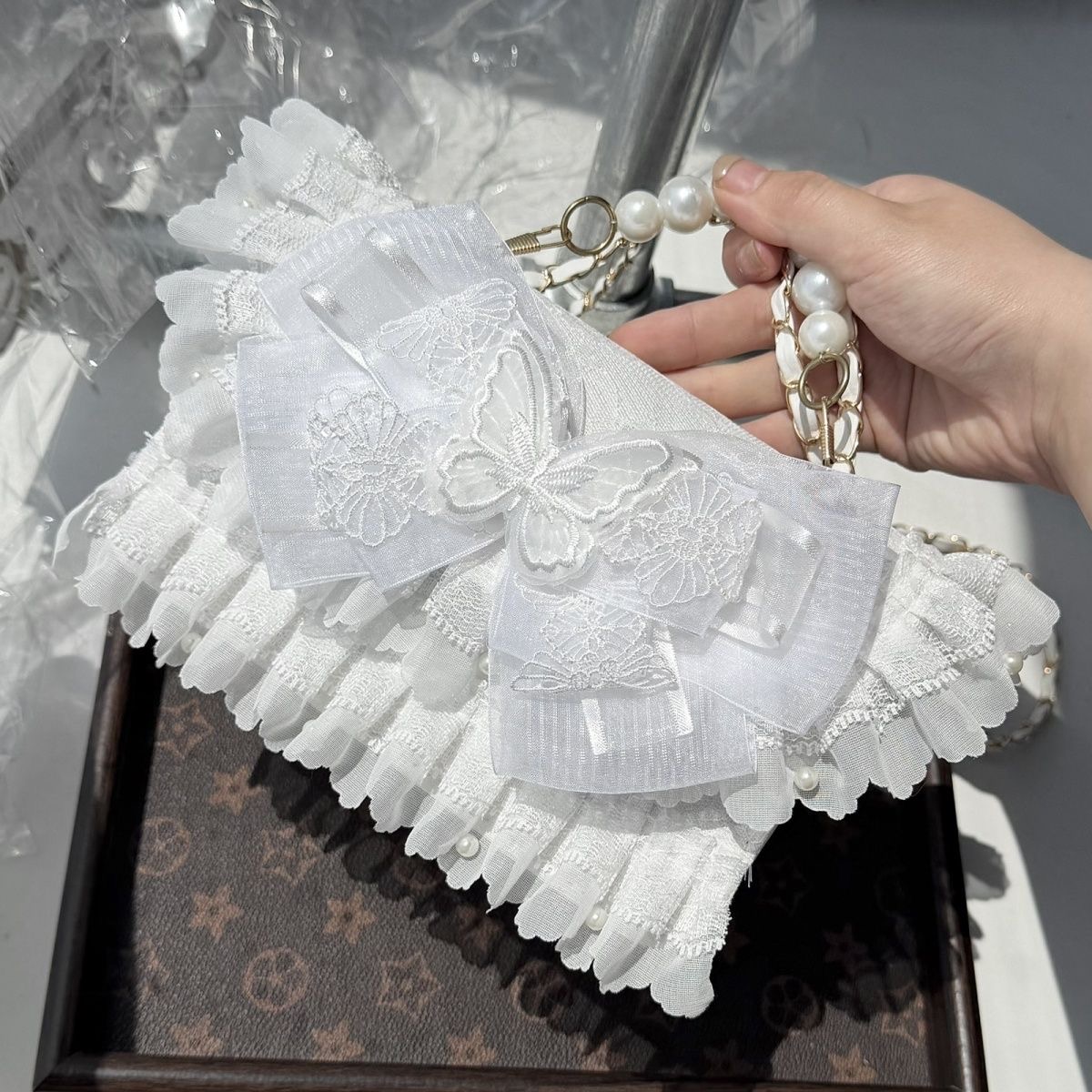 Phone Accessories Design - Weiße Lolita Umhängetaschen Y2K Accessoires Schmetterling