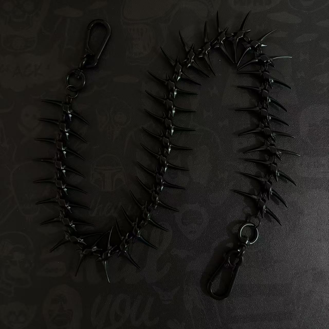 Mattschwarze Skelett-Metall-Ho – Phone Accessories Design Bewertung und Preis